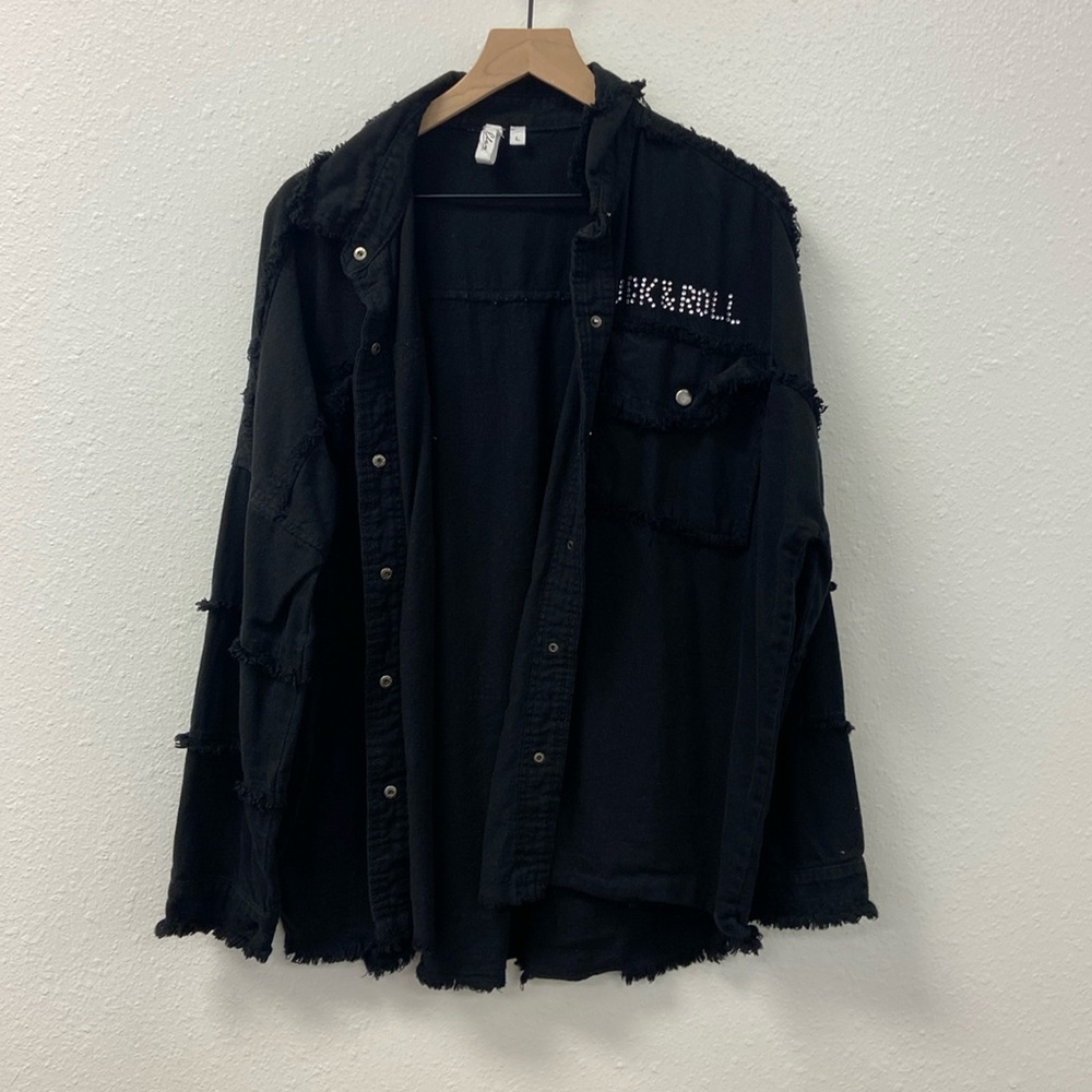 Black Long Sleeve Frizzeled Jacket